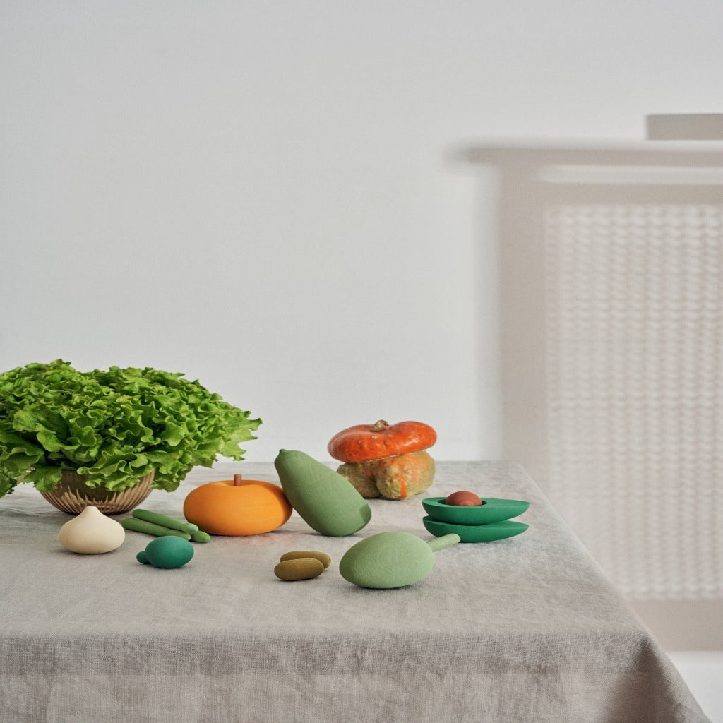 Wooden vegetables