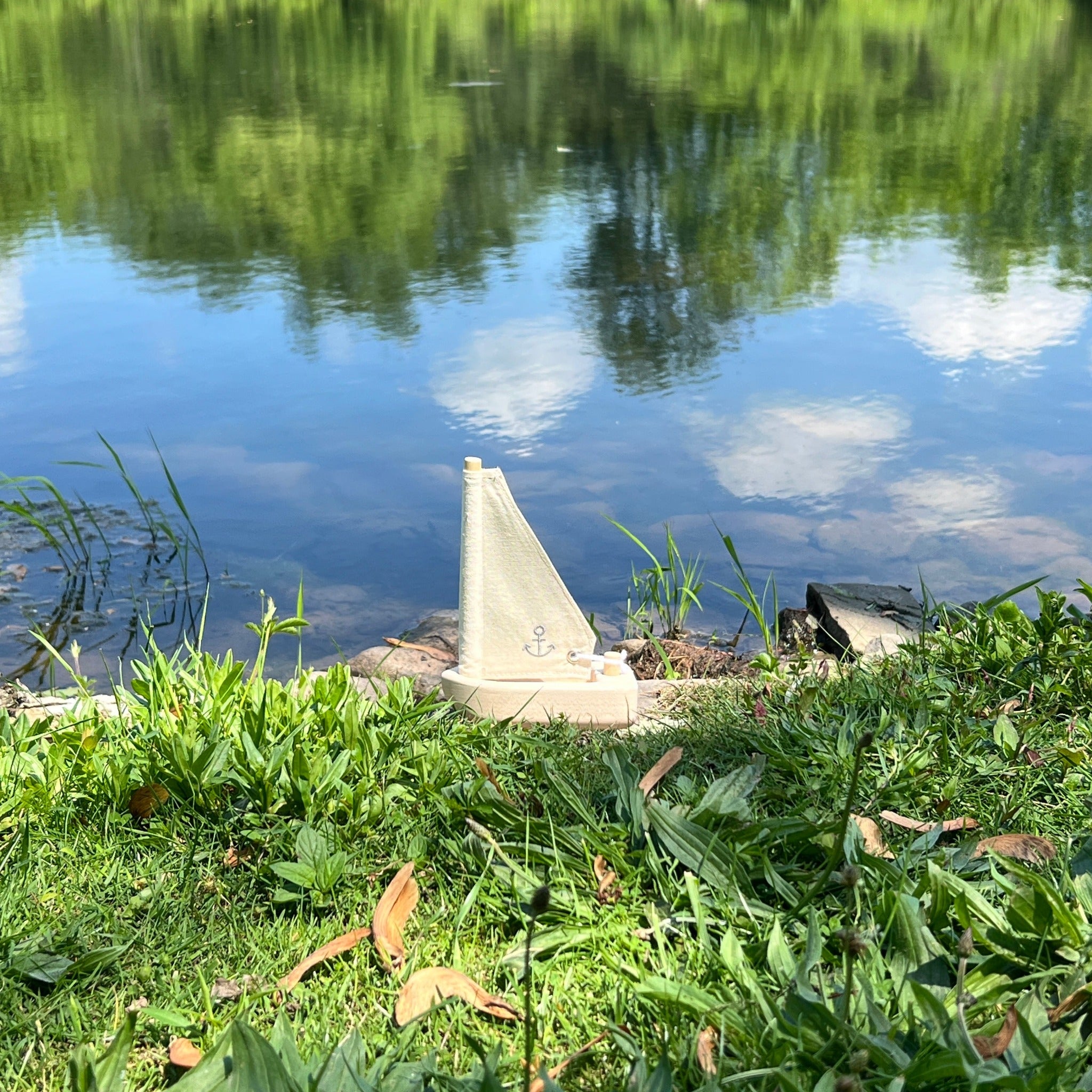 Meshka Sailing Boat
