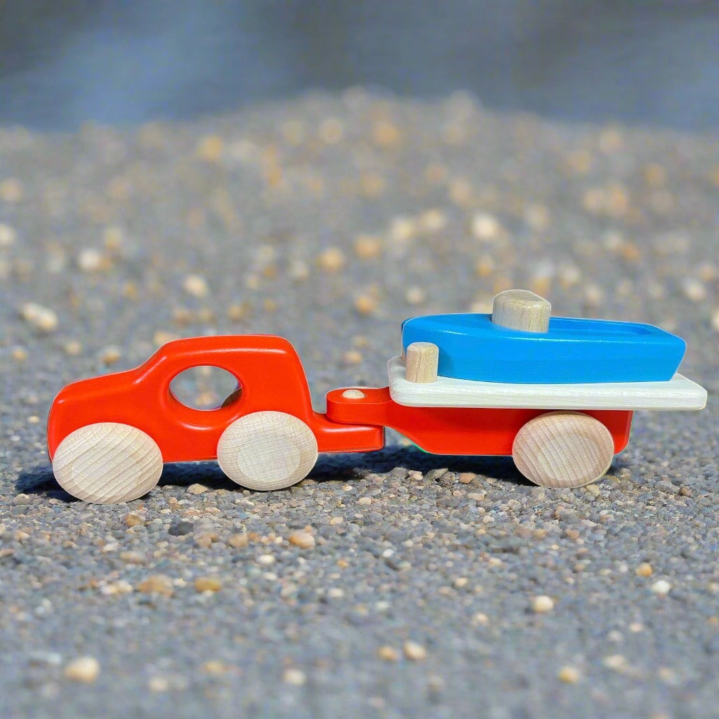 Bajo Car with Boat