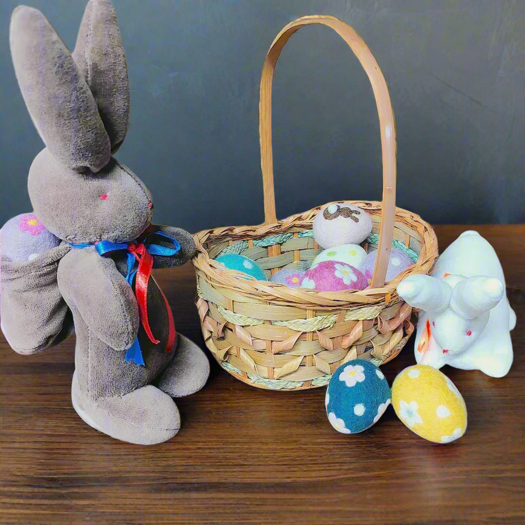 Decorative Felt Easter Eggs