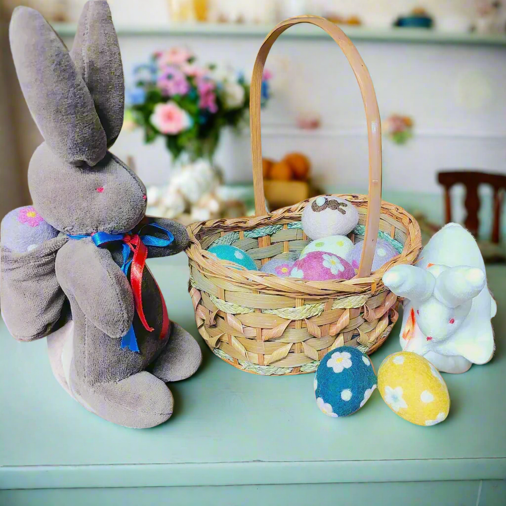 Decorative Felt Easter Eggs