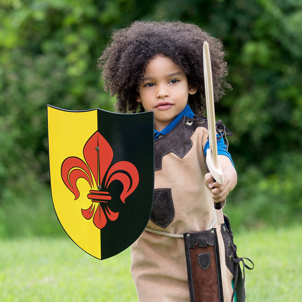knight's shield- fleur de lis- nova natural