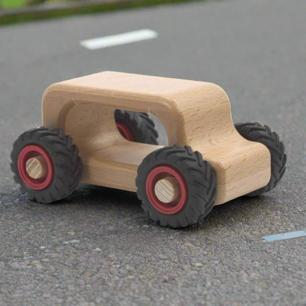 truckie car - Nova Natural Toys & Crafts - 1